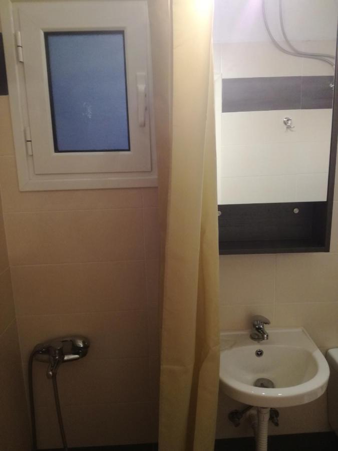 Apartment Eleven *